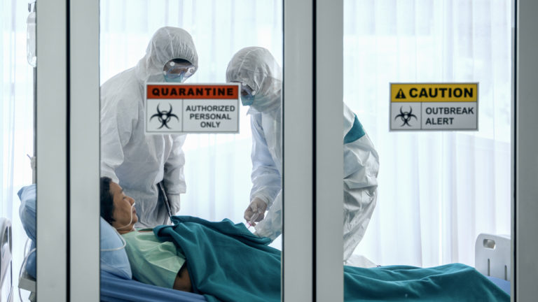 The Lancet: у 50% пациентов остались симптомы COVID-19 спустя год после выздоровления