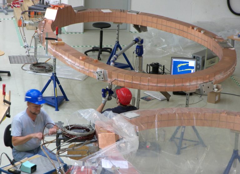 Реактор Wendelstein 7-X может создать плазму в два раза горячее, чем ядро Солнца