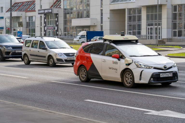 В России появятся запретные зоны для беспилотных автомобилей. Первая — возле Кремля