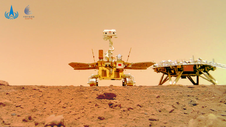 Зонд Mars Express «пообщался» с китайским ровером на Красной планете