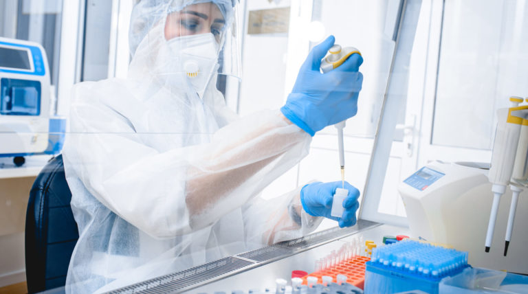 Датчик на основе квантовой физики может обнаружить вирус SARS-CoV-2. Его точность выше 99%
