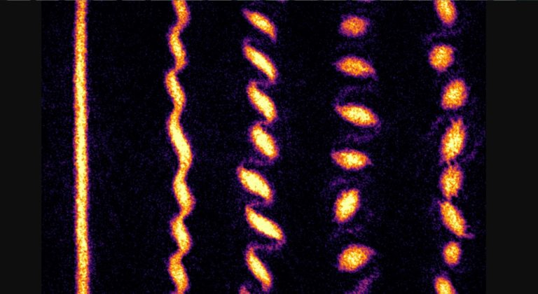 Квантовые торнадо: ученые наблюдали, как атомы перешли от классической физики к квантовой