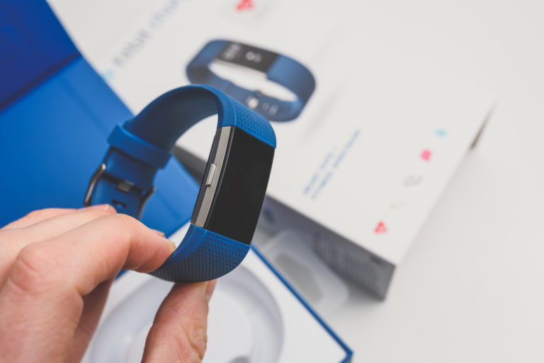 Браслет Fitbit предсказывает депрессию, даже если пользователь не подозревает о болезни