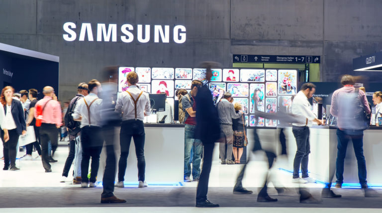 Исследователи Samsung впервые смогли провести вычисления в оперативной памяти на основе чипа энергонезависимой памяти