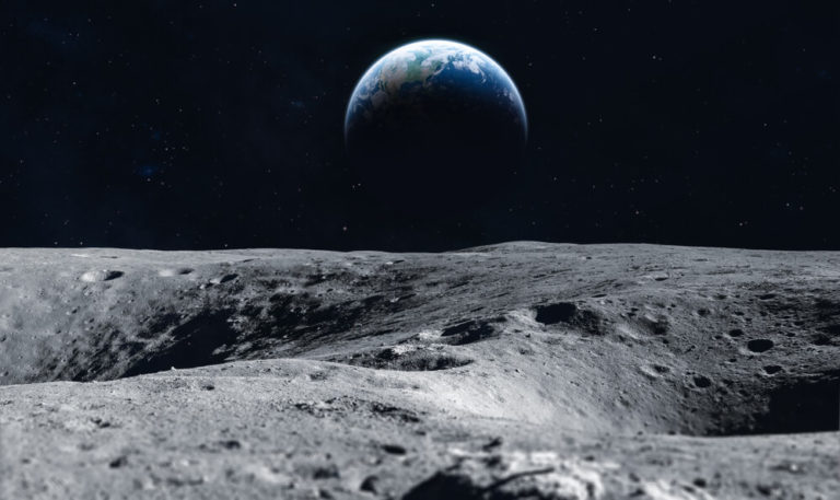 Корпус ракеты-носителя сфотографировали перед тем, как он врезался в Луну