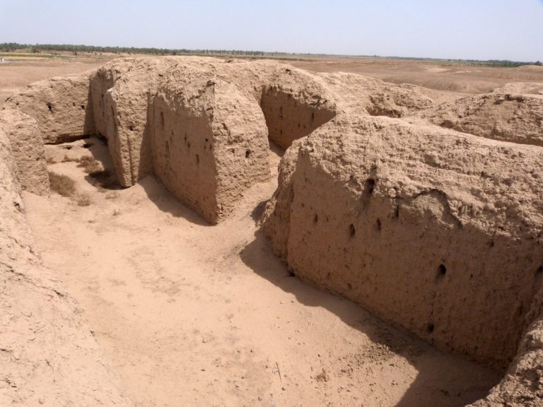 Найдены наскальные рисунки со сценами войн Ассирийской империи