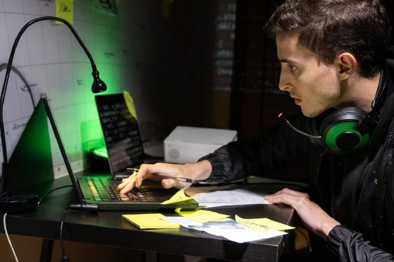 Фастфуд-разработчики: почему большинство ИТ-курсов вредны для построения карьеры