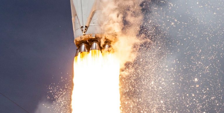 Власти США расследуют последствия очень неудачного запуска SpaceX