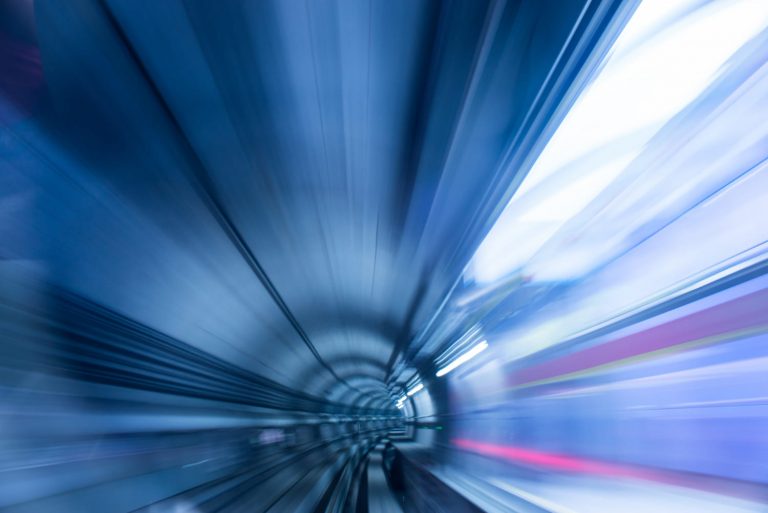 Китай планирует запустить первый в мире вакуумный поезд Hyperloop