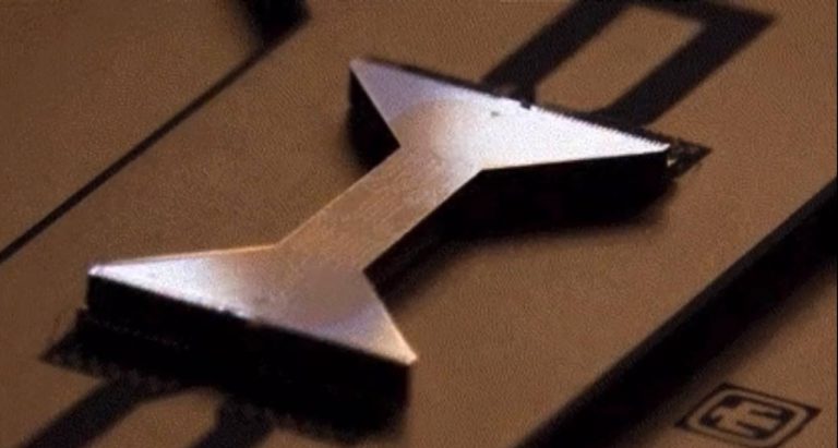 Ионная ловушка для квантовых компьютеров хранит 200 кубитов одновременно