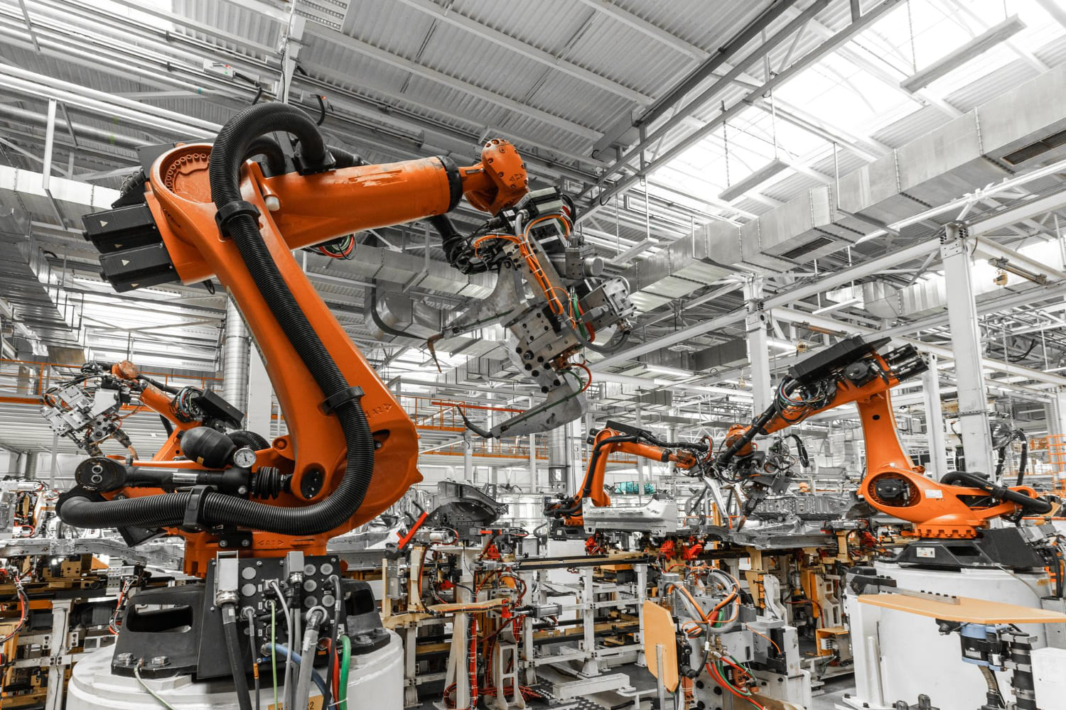 Кому на самом деле угрожают роботы: автоматизация повлияет на прибыль компаний