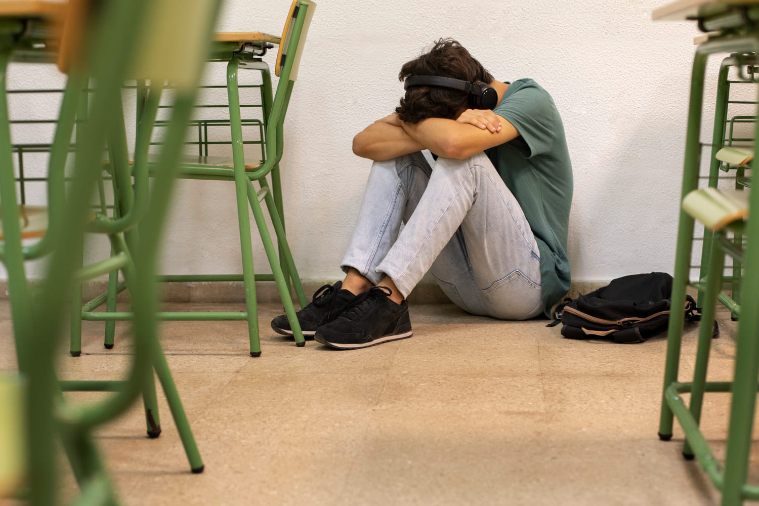 ИИ научили оценивать риск самоубийства и самоповреждений у подростков