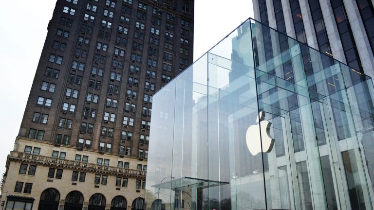 Продажи iPhone 12 ограничили во Франции из-за высокого уровня излучения