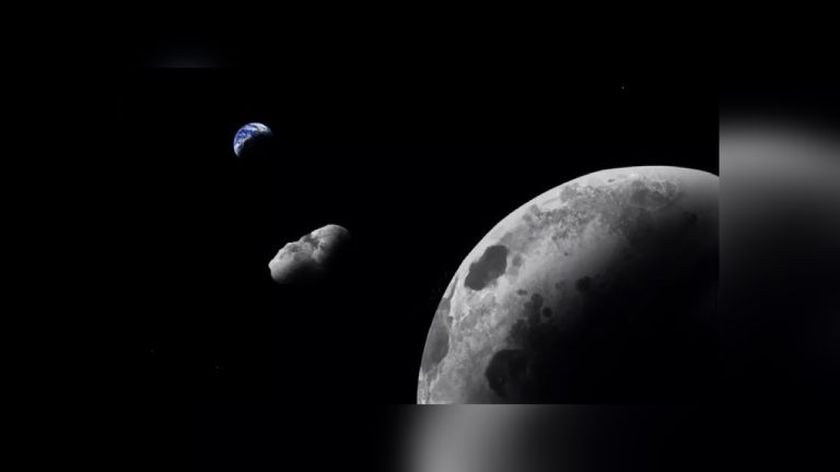 Оказалось, около Земли вращается еще один кусок Луны