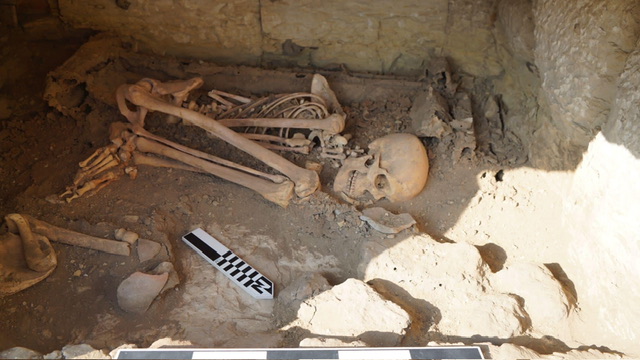 Статую «бога тишины» нашли в Египте рядом с мумиями