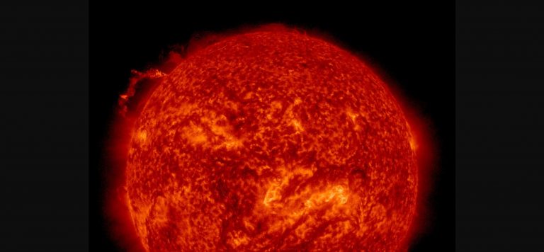 Гигантский корональный выброс на Солнце «ударил» по Меркурию
