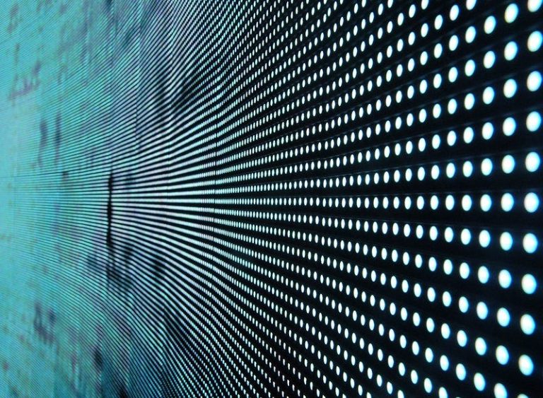 Авторы ChatGPT назвали свой ИИ смехотворным