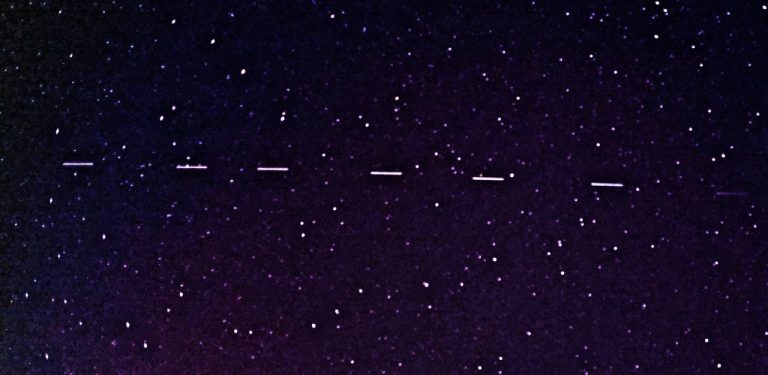 Спутниковая связь Starlink теперь работает и на обычных смартфонах