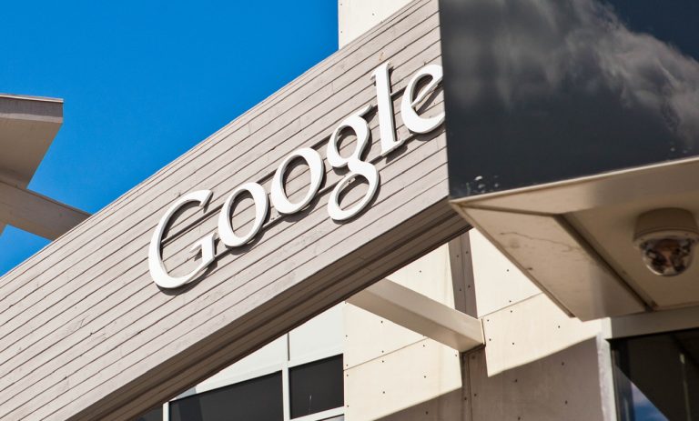 Google нашла виноватых в странных ответах ИИ