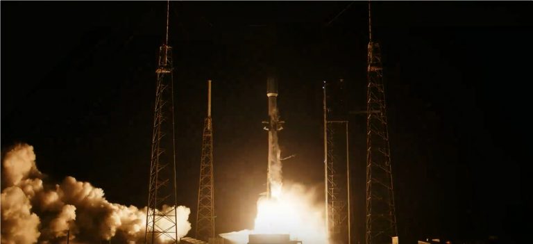Власти США приостановили полеты SpaceX после аварии на старте Falcon 9
