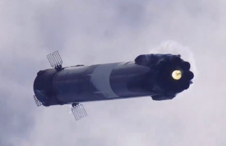 Посмотрите на приземление ступени Falcon 9: она преодолела звуковой барьер