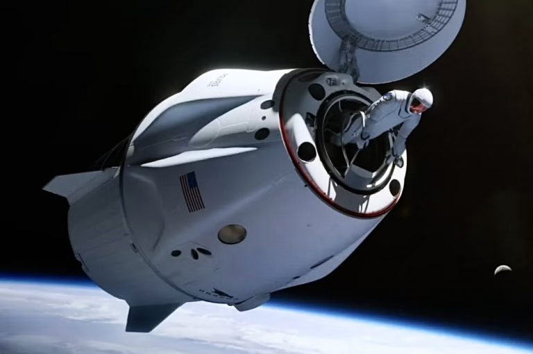 Посмотрите на захватывающие виды  заката с орбиты от миссии Polaris Dawn