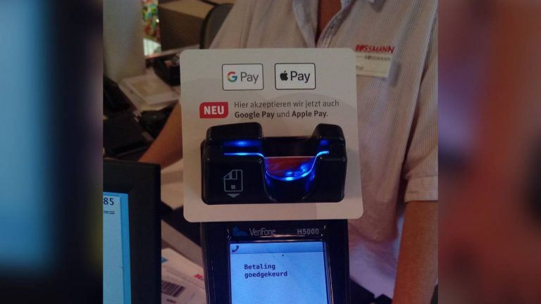 В России придумали, как заменить технологию Apple Pay