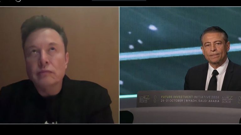 Илон Маск прогнозирует превосходство ИИ над человеком через два-три года