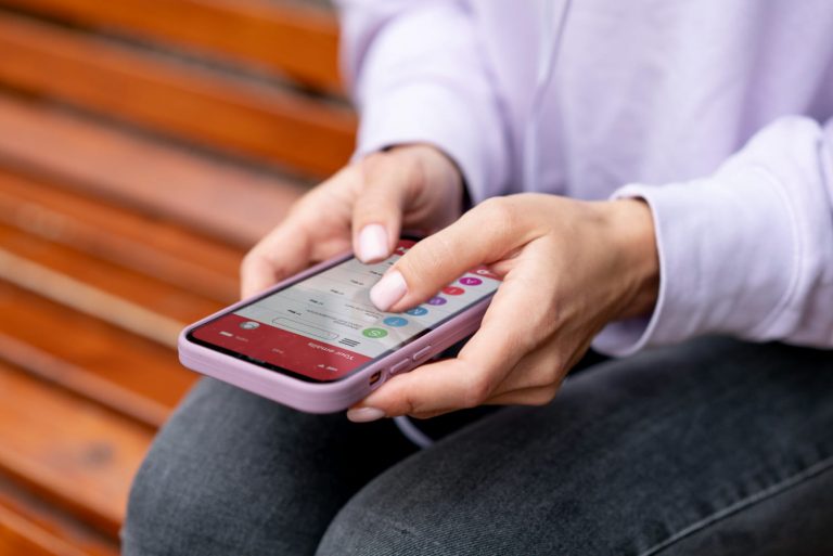 Google Play закрывает монетизацию для разработчиков из России