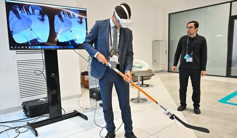 Университетский стартап из Грозного разработал VR-тренажер для хоккеистов