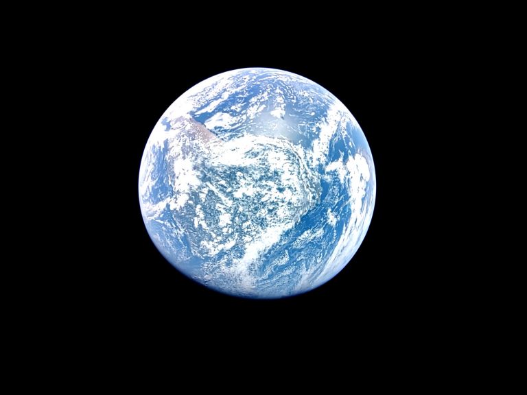 Модуль Blue Gost сфотографировал Землю по пути к Луне
