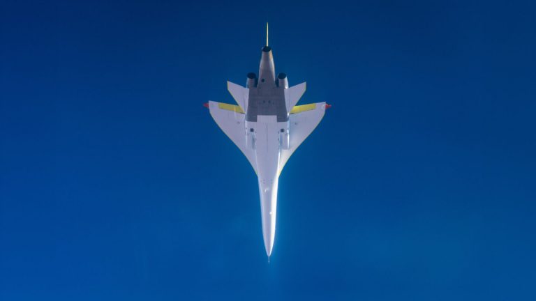 Прототип Boom Supersonic XB-1 приблизился к звуковому барьеру