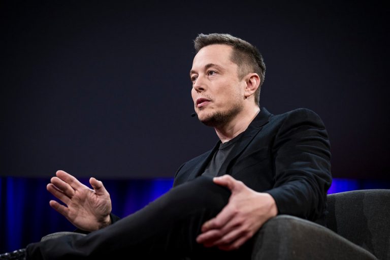 Илон Маск экстренно собрал сотрудников Tesla, чтобы спасти компанию: какой у него план