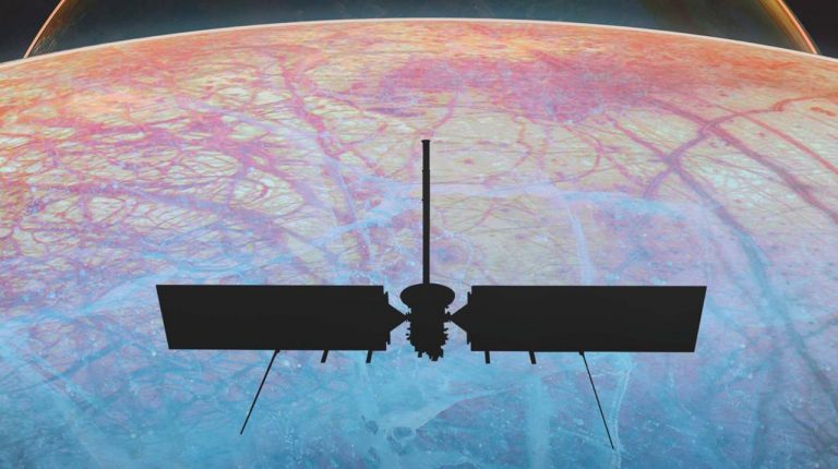 Посмотрите на «призрачное» фото Марса: его сделал зонд Europa Clipper