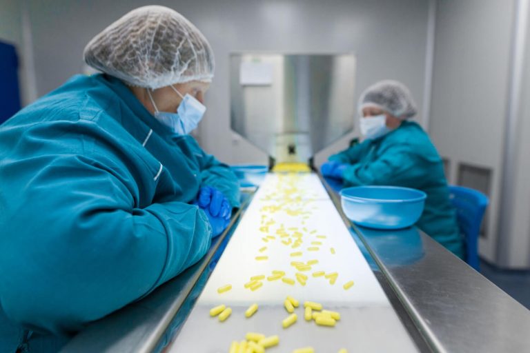 В Сколтехе нашли способ сэкономить на драгоценном палладии при производстве лекарств