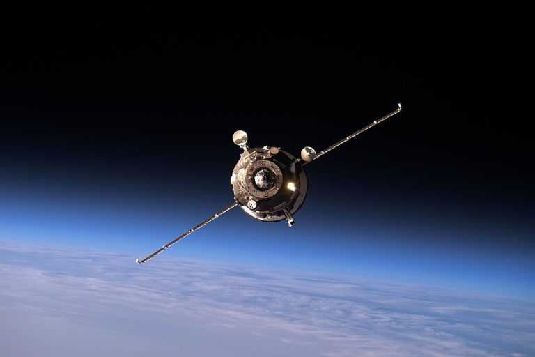«Прогресс МС-30» завершил миссию и затонул в Тихом океане