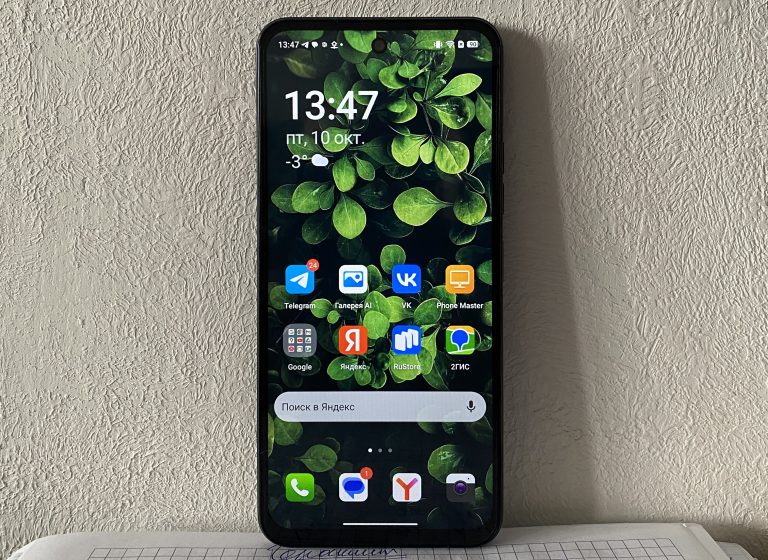 Обзор Tecno Spark 40: бюджетные тонкости