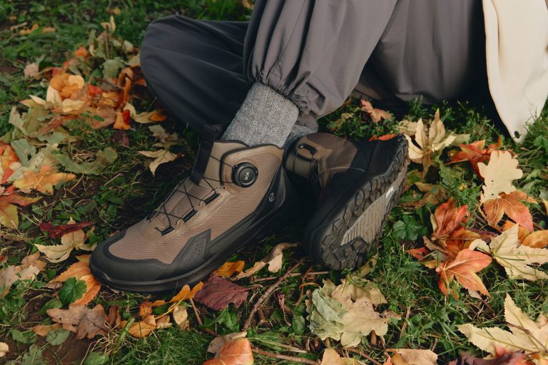 Биомеханический «эффект домино»: как проблемы стоп вредят всему организму, и какие технологии помогают этого избежать