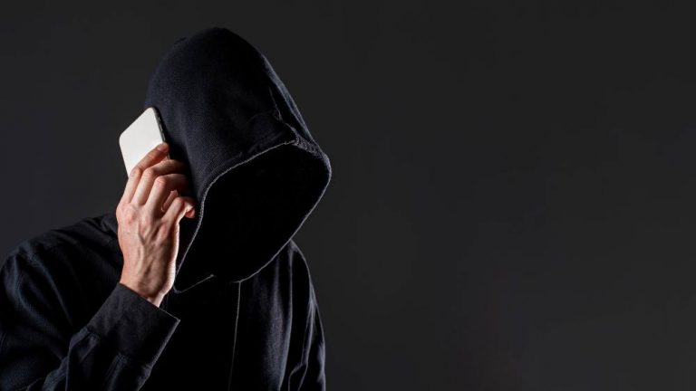 Россияне смогут требовать с операторов связи компенсацию ущерба от мошенников