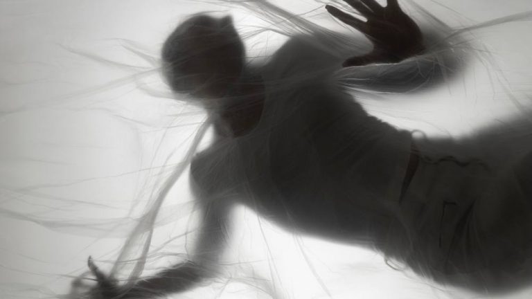 Ученые выяснили, как умирает человек: что происходит с мозгом