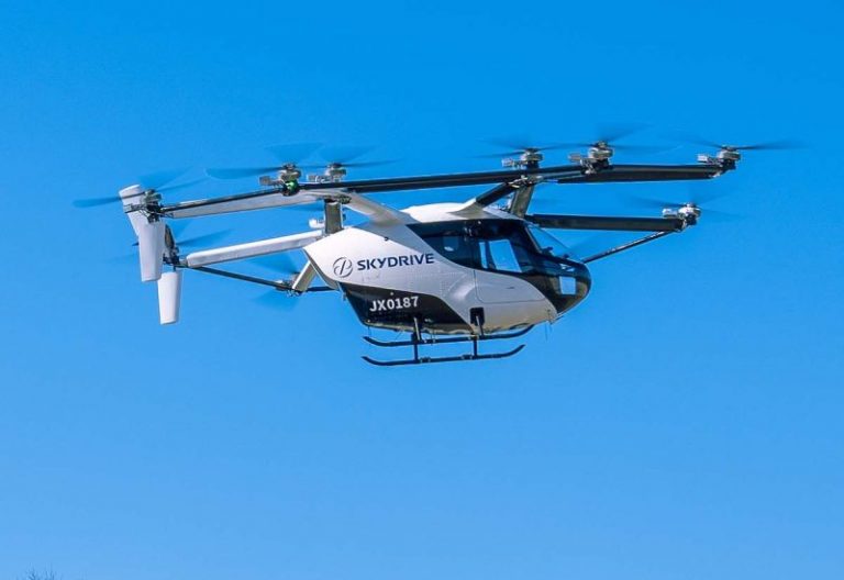 Летающее такси SkyDrive показали в Токио: когда начнут коммерческие полеты