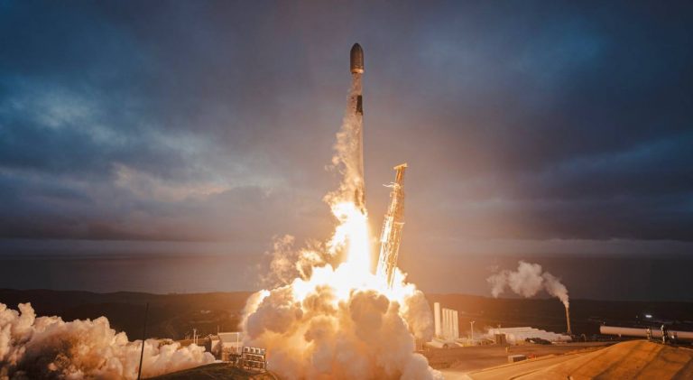 Испытания «совершенного» двигателя SpaceX попали на видео