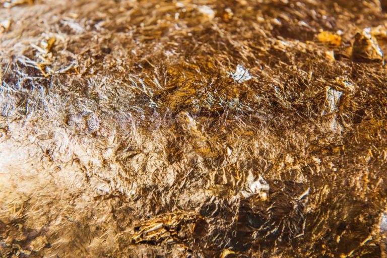 Химики заменили платину и золото: дешевый алюминий научились использовать как катализатор