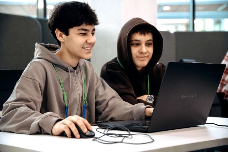 Бесплатные курсы для ИИ‑архитекторов и промпт‑инженеров пройдут Университет Иннополис