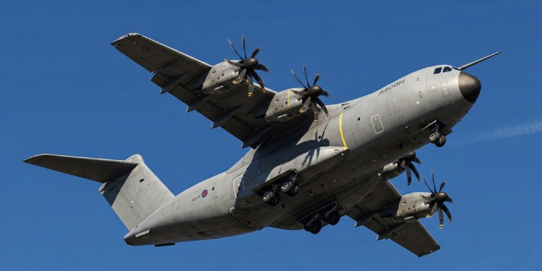 Китайский грузовой самолет превосходит лучший американский аналог — СМИ