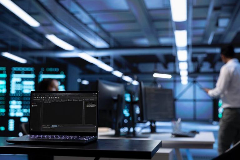 Больше половины компаний в России уже используют отечественную вычислительную технику