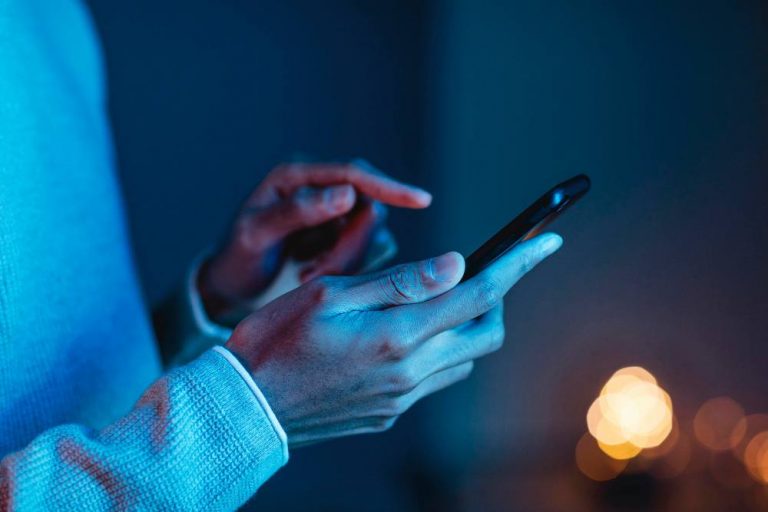 Павел Дуров* объяснил удаление Telegram из App Store атакой вымогателей